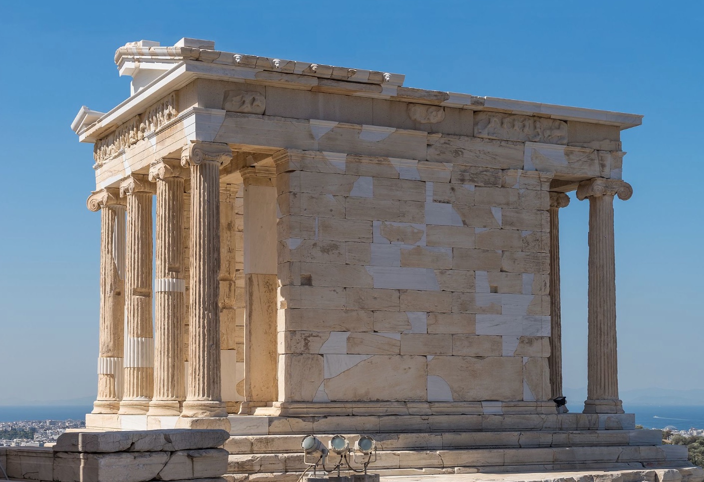 Храм Ники в Афинах
