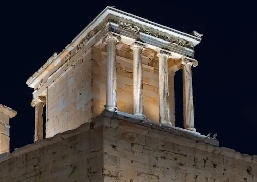 Храм Ники Аптерос