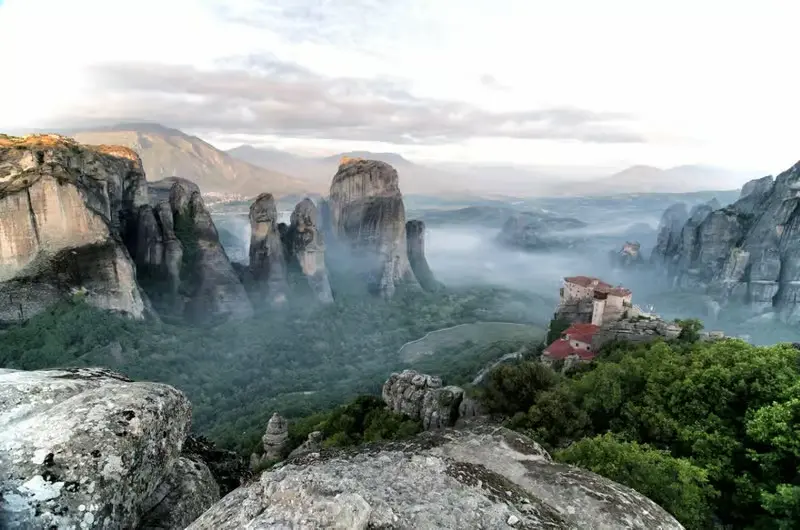 Meteora: viewы с обрыва