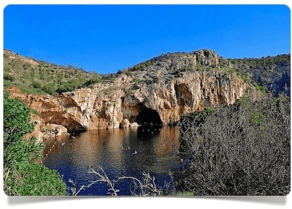 Радоновое озеро в Афтнах Радоновое озеро в Афтнах