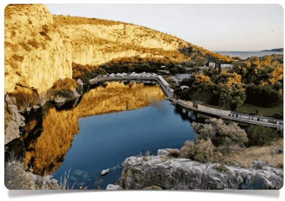 Радоновое озеро в Афинах Радоновое озеро в Афинах