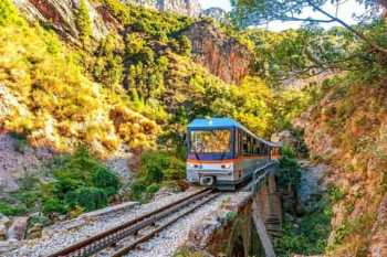 Kalavryta &amp; Zahnradbahn Tour ab Athen
