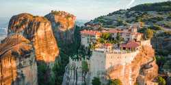 Excursion aux Météores depuis Athènes — Monastères et Thermopyles